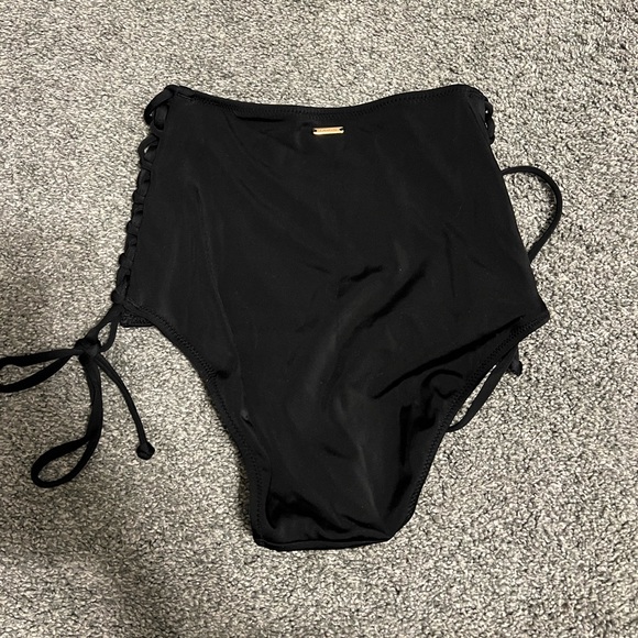 Victoria’s Secret High Rise Black Bikini Bottoms - Picture 2 of 4